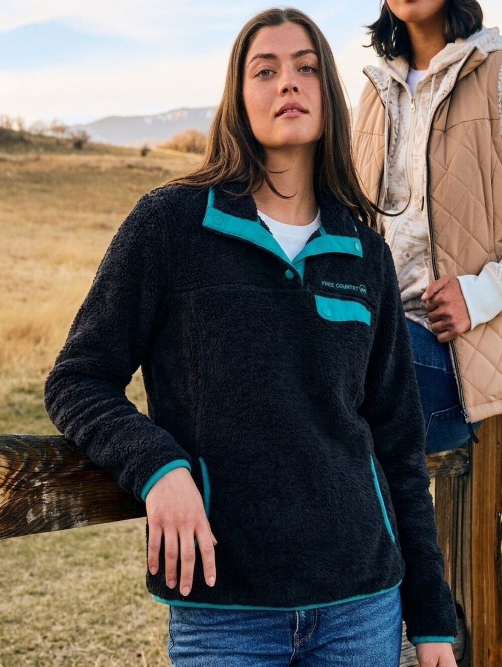 Free Country Women’s Black & Teal Fleece Pullover – Size Medium